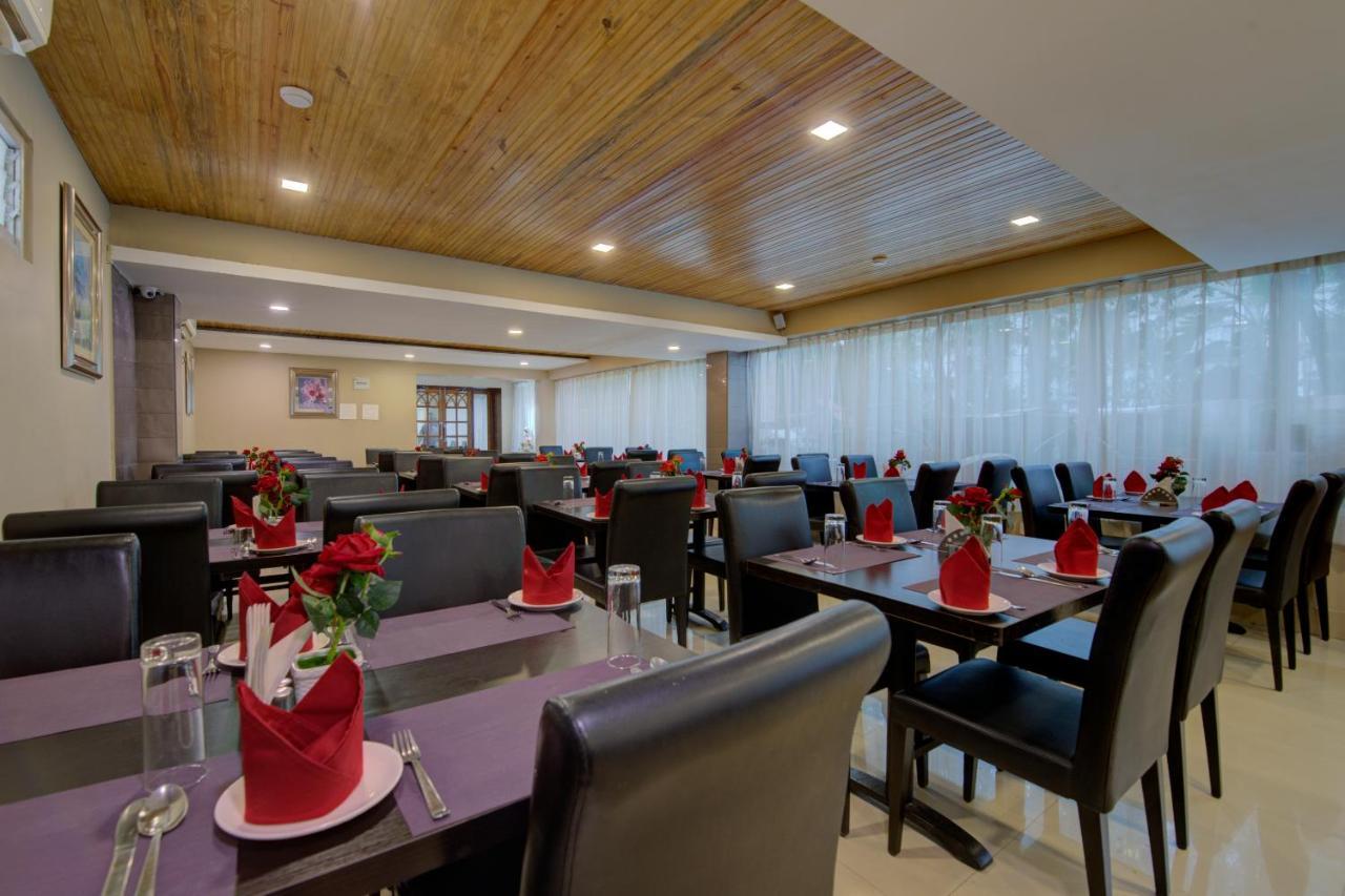 เซ็นทรัล คอร์ตยาร์ด บูทิก รีสอร์ต Hotel สิริกุรี ภายนอก รูปภาพ
