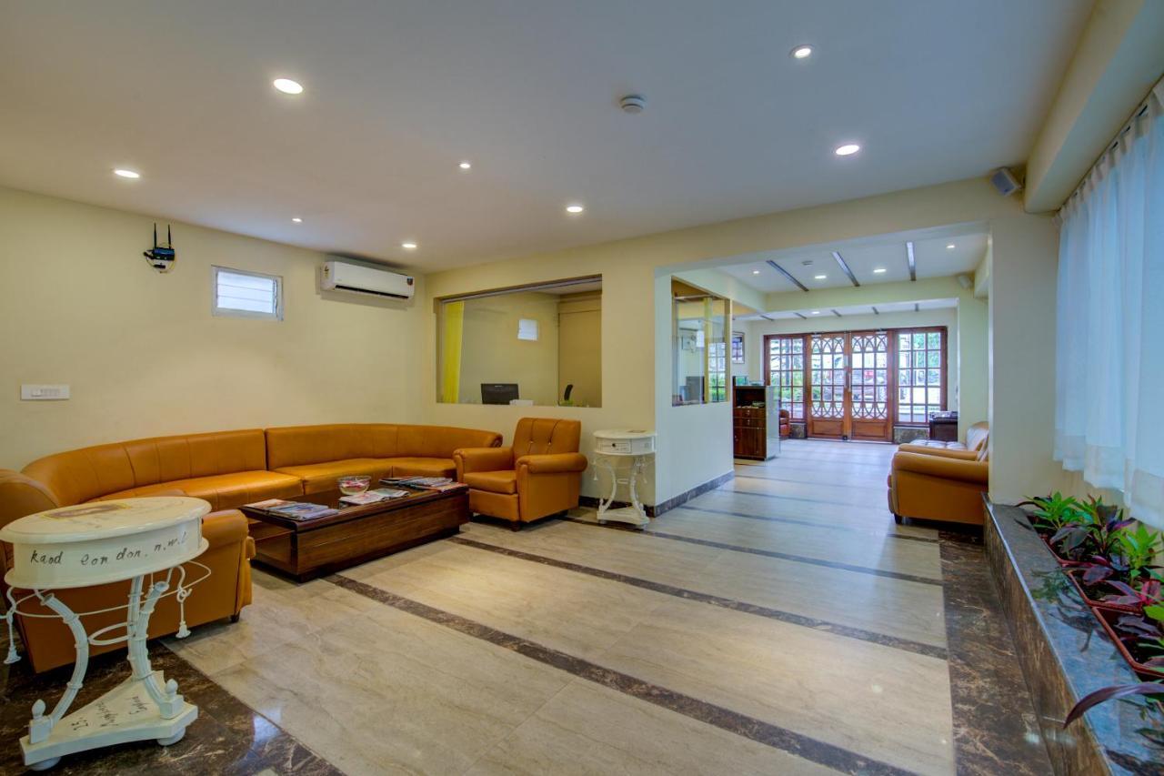 เซ็นทรัล คอร์ตยาร์ด บูทิก รีสอร์ต Hotel สิริกุรี ภายนอก รูปภาพ