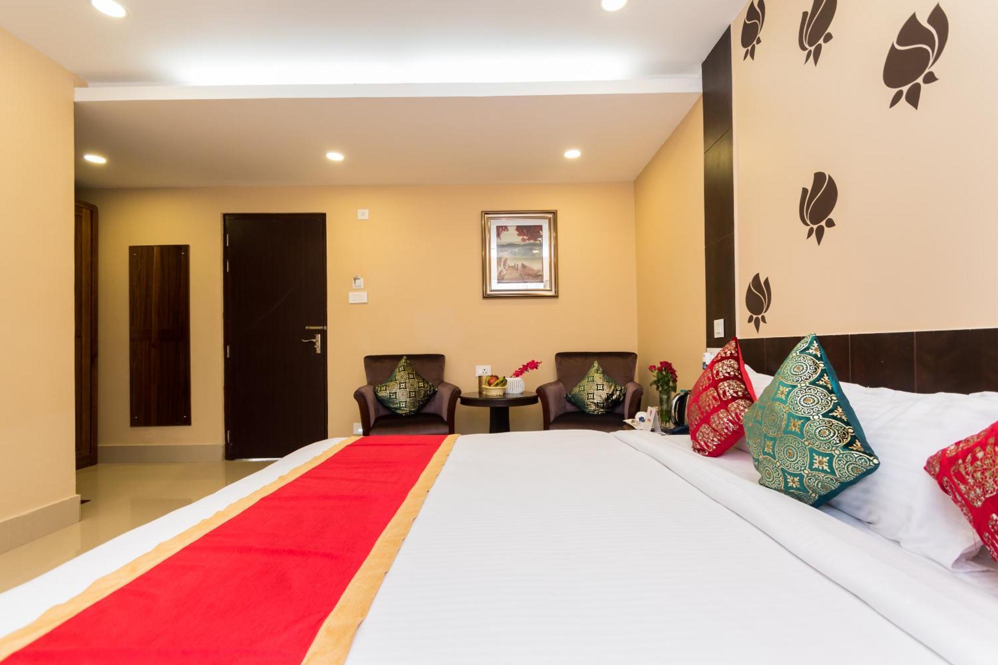 เซ็นทรัล คอร์ตยาร์ด บูทิก รีสอร์ต Hotel สิริกุรี ภายนอก รูปภาพ