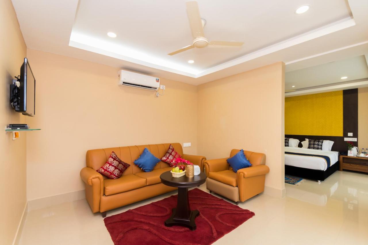 เซ็นทรัล คอร์ตยาร์ด บูทิก รีสอร์ต Hotel สิริกุรี ภายนอก รูปภาพ